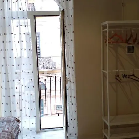 La Rosa Rossa Guest house